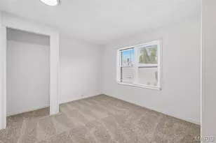 460 Adrian Dr, Saint Louis, MO 63137 - Photo 15