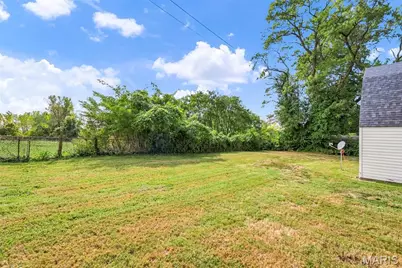 460 Adrian Drive, Saint Louis, MO 63137 - Photo 27