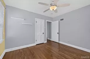 815 Blossom Ln, Saint Louis, MO 63119 - Photo 25