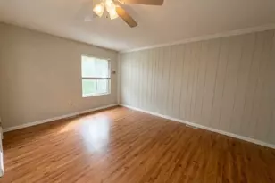 2029 Silent Spring Dr, Maryland Heights, MO 63043 - Photo 11