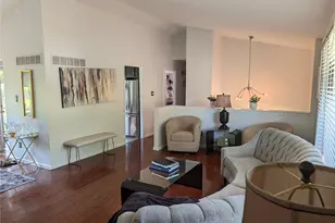 5256 Trailview Dr, Saint Louis, MO 63033 - Photo 7