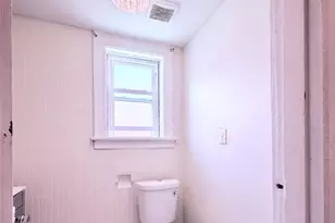 4250 E Kossuth Ave, Saint Louis, MO 63115 - Photo 9