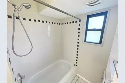 10506 Spring Garden Drive, Saint Louis, MO 63137 - Photo 9