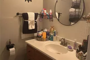 8713 Sieloff Dr, Hazelwood, MO 63042 - Photo 9