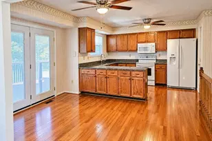 917 Burn Oak, Saint Charles, MO 63303 - Photo 7