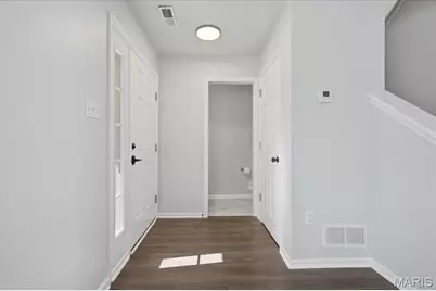 300 Montclair Tower Drive, Saint Charles, MO 63303 - Photo 9