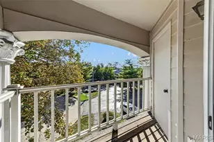 12818 Portulaca Dr, Saint Louis, MO 63146 - Photo 9