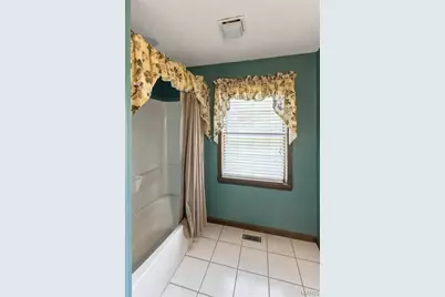 230 N Bernhardt Avenue, Gerald, MO 63037 - Photo 17
