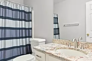 137 Birchwood Trail Dr, Maryland Heights, MO 63043 - Photo 27