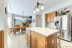 820 JB Hunt Ct, Ballwin, MO 63021 - Photo 11