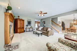 820 JB Hunt Ct, Ballwin, MO 63021 - Photo 7