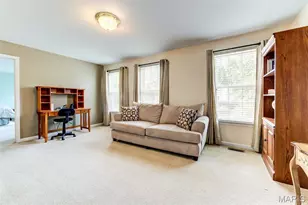 820 JB Hunt Ct, Ballwin, MO 63021 - Photo 31