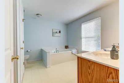 820 Jb Hunt Court, Ballwin, MO 63021 - Photo 35