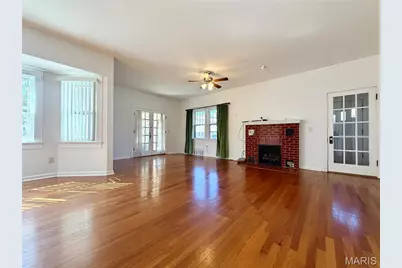 240 S 2nd, Washington, MO 63638 - Photo 7