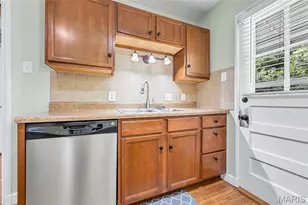 7056 Holly Hills Ave, Saint Louis, MO 63123 - Photo 13