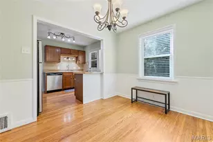 7056 Holly Hills Ave, Saint Louis, MO 63123 - Photo 9