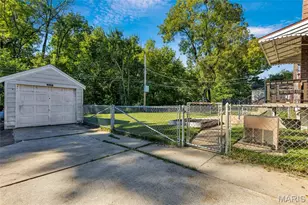7056 Holly Hills Ave, Saint Louis, MO 63123 - Photo 31