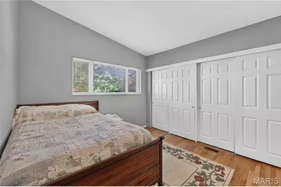 1365 Parakeet Lane, Florissant, MO 63031 - Photo 15