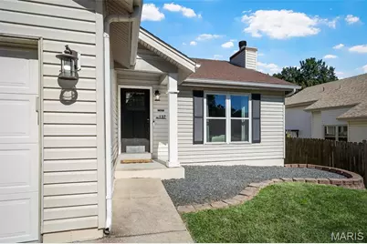 137 Hollow Creek Drive, Saint Peters, MO 63376 - Photo 3