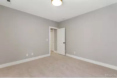 1119 Tbb Yale Avenue, Richmond Heights, MO 63117 - Photo 35