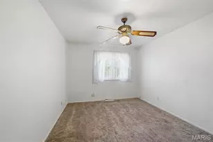 486 Scenic Dr, Saint Louis, MO 63137 - Photo 11