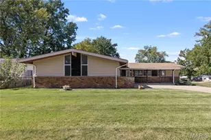 445 Durwood Dr, Florissant, MO 63033 - Photo 23