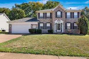 9942 Colonnade Meadows Dr, Bellefontaine Neighbors, MO 63137 - Photo 3