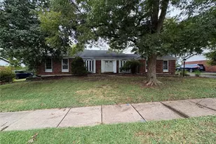 14520 Pembury Dr, Saint Louis, MO 63017 - Photo 1