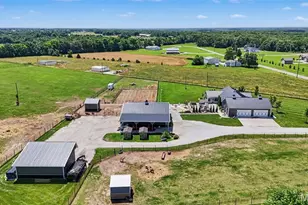 219 Fieth Rd, Troy, MO 63379 - Photo 9