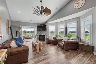 219 Fieth Rd, Troy, MO 63379 - Photo 41