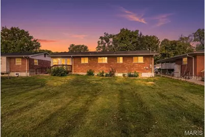 5 Hammes Drive, Florissant, MO 63031 - Photo 23