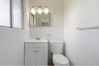 5 Hammes Drive, Florissant, MO 63031 - Photo 13
