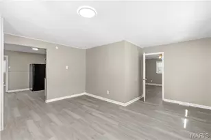 820 St Brendan Ln, Florissant, MO 63031 - Photo 11