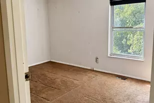 2335 Bennington Pl, Saint Louis, MO 63043 - Photo 11