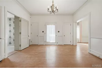 57 Kingsbury Place, Saint Louis, MO 63112 - Photo 9