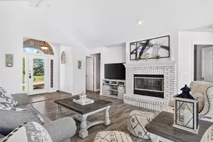 17 White Dove Ct, Dardenne Prairie, MO 63368 - Photo 13