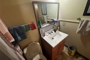 1665 Zurich Dr, Florissant, MO 63031 - Photo 7