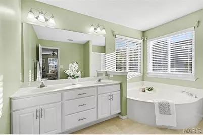 7445 Stream Valley Court, Saint Louis, MO 63129 - Photo 17