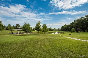 1048 Pierpoint Ln, Saint Charles, MO 63303 - Photo 11