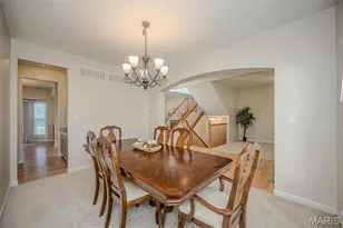 1048 Pierpoint Ln, Saint Charles, MO 63303 - Photo 7