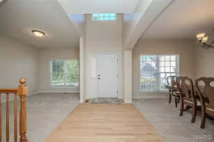 1048 Pierpoint Ln, Saint Charles, MO 63303 - Photo 5