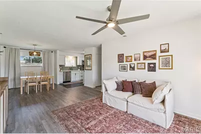 7107 Heege Road, Saint Louis, MO 63123 - Photo 5