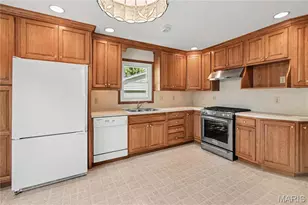 2311 Blue Hill Rd, Chesterfield, MO 63017 - Photo 7