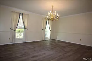 1532 Woodroyal E Dr, Chesterfield, MO 63017 - Photo 11