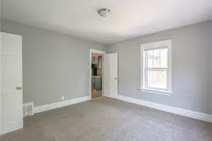 3529 Belaire Pl, Saint Louis, MO 63121 - Photo 9