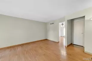 2308 Driftwood Pl, Saint Louis, MO 63146 - Photo 7