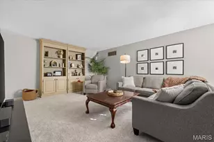 12839 Hasbrook Dr, Saint Louis, MO 63146 - Photo 11