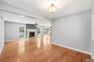 14196 Cross Trails Dr, Chesterfield, MO 63017 - Photo 17