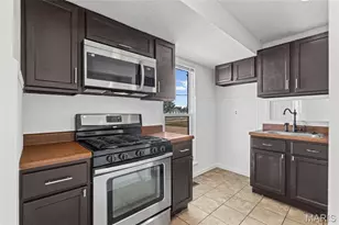 410 Feise Rd, O'Fallon, MO 63368 - Photo 9