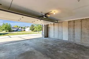 1241 Monaco Ln, Saint Charles, MO 63303 - Photo 17